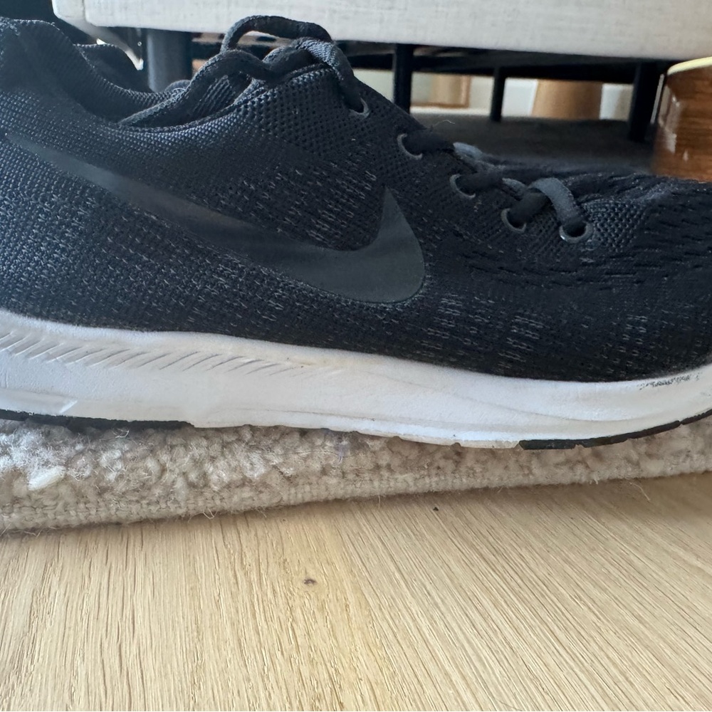 Nike Black Athletic Shoes with White Sole
